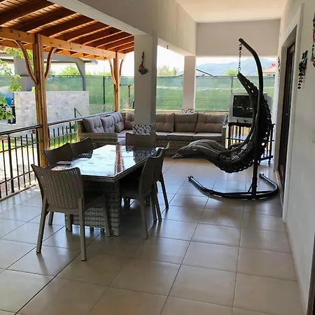 New: Charming Summer With Big Private Pool Feriehus